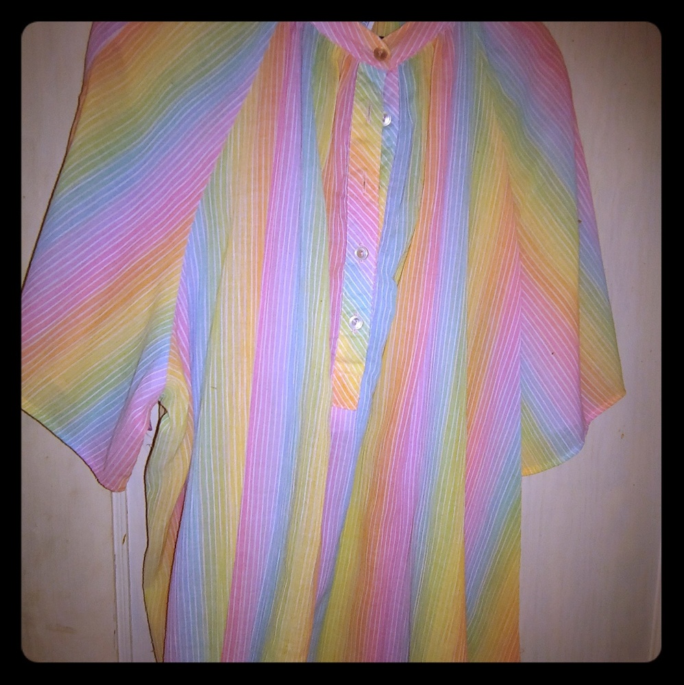 Vintage button up top notch rainbow blouse 1x